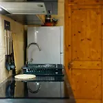Comfy 2 Bedroom Flat In The Heart Of By Buena Vista *