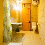 Comfy 2 Bedroom Flat In The Heart Of By Buena Vista * Floriana