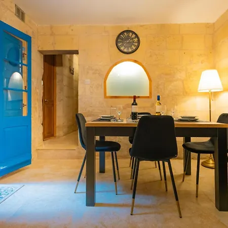 Comfy 2 Bedroom Flat In The Heart Of Il-Furjana