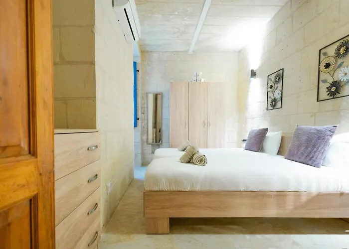 Comfy 2 Bedroom Flat In The Heart Of Apartament